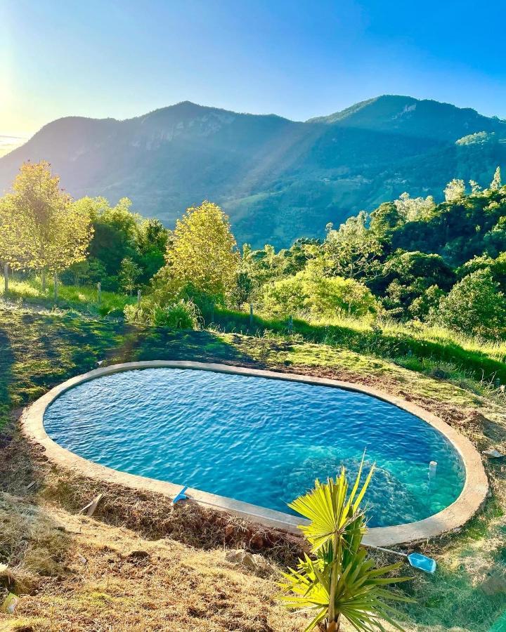 Rancho Do Paioleiro - Suites São Bento do Sapucaí Exteriör bild